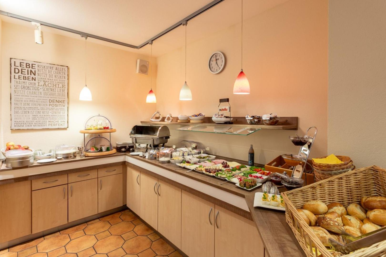 Hotel Montana Diemelstadt 외부 사진